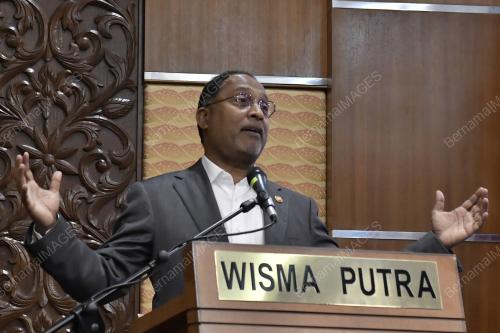 DATUK SERI DR ZAMBRY ABDUL KADIR
