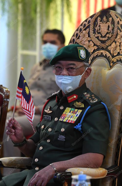 AL-SULTAN ABDULLAH RIÃ•AYATUDDIN AL-MUSTAFA BILLAH SHAH
