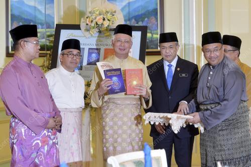 PTJ19_31102014_PM_BUKU