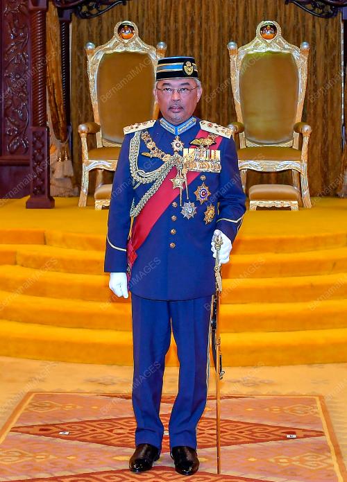 AL-SULTAN ABDULLAH RI'AYATUDDIN AL-MUSTAFA BILLAH SHAH