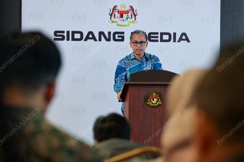 FAHMI FADZIL