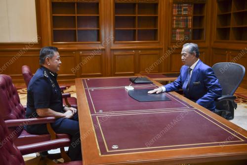 TAN SRI MUHYIDDIN YASSIN