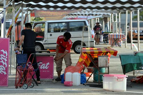 PERSIAPAN PENIAGA BAZAR RAMADAN PUTRAJAYA