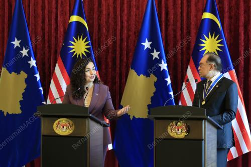 DATUK SERI ANWAR IBRAHIM