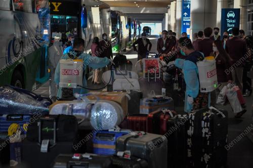 ATLET REGU NEGARA TIBA DI KLIA