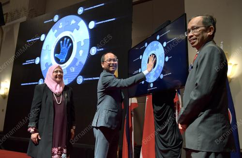 PTJ20_02112017_FORUM_2050