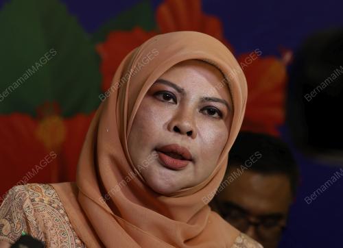 DATUK SERI RINA HARUN