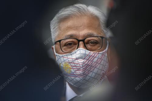 DATUK SERI ISMAIL SABRI YAAKOB