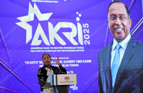 DATUK SERI DR ZAMBRY ABD KADIR
