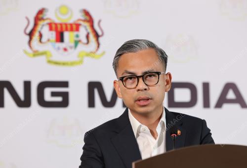 FAHMI FADZIL