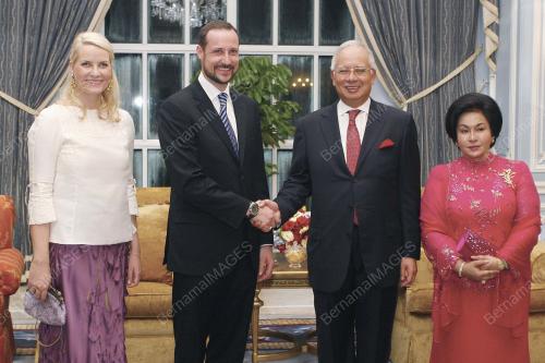 MOHD NAJIB TUN ABDUL RAZAK