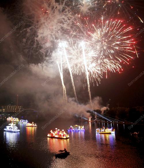PERARAKAN MALAM PELANCONGAN 1MALAYSIA