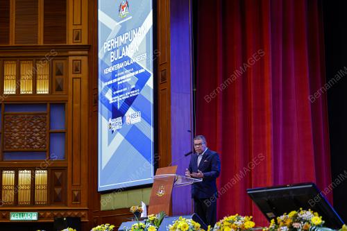 DATUK SERI SAIFUDDIN NASUTION ISMAIL