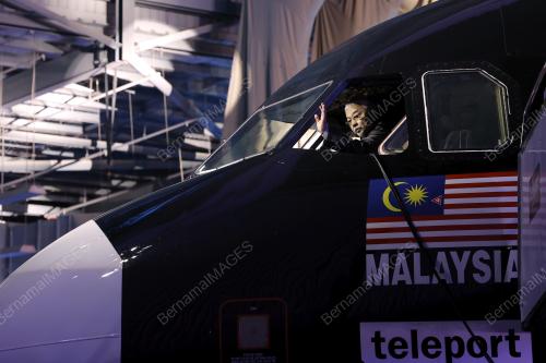 AL-SULTAN ABDULLAH RI'AYATUDDIN AL-MUSTAFA BILLAH SHAH