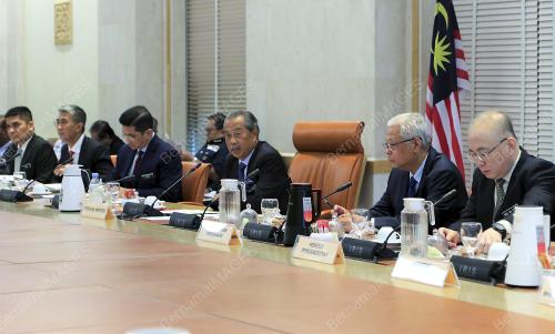 TAN SRI MUHYIDDIN YASSIN
