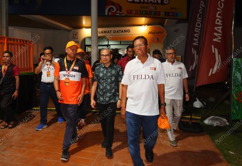 FAHMI FADZIL