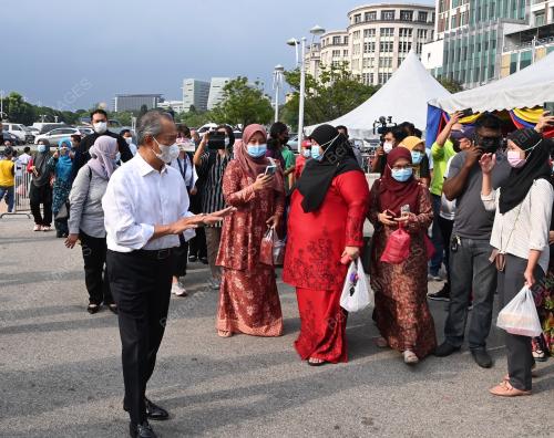 TAN SRI MUHYIDDIN YASSIN