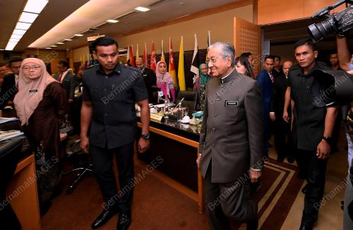 TUN DR MAHATHIR MOHAMAD