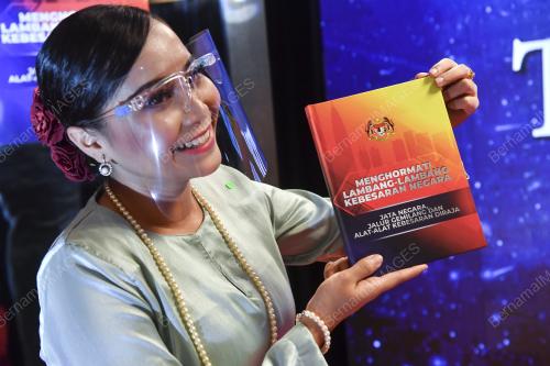 PELANCARAN BUKU MENGHORMATI LAMBANG-LAMBANG KEBESARAN NEGARA