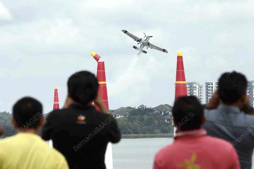 PTJ20_16052014_AIR_RACE