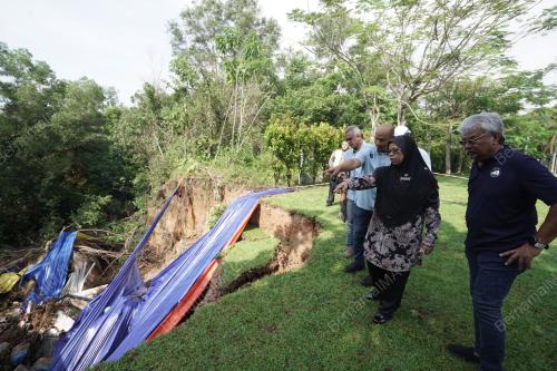 DATUK AIMAN ATIRAH SABU