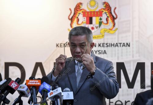 DATUK SERI DR ADHAM BABA