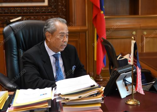 TAN SRI MUHYIDDIN YASSIN