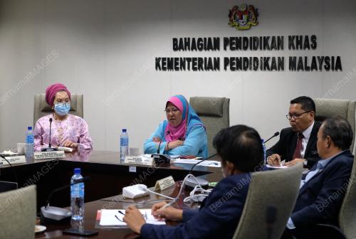 SENATOR RAS ADIBA RADZI