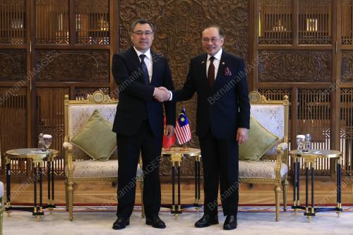 DATUK SERI ANWAR IBRAHIM