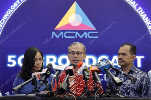 DATUK FAHMI FADZIL