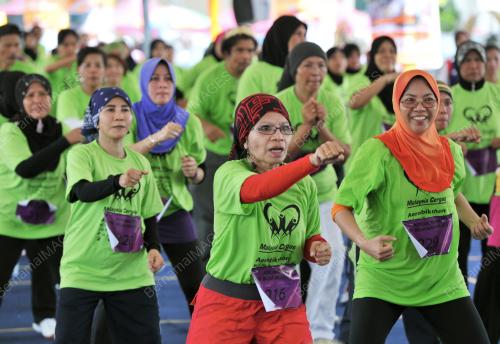 PTJ20_27052012_AEROBIKTHON