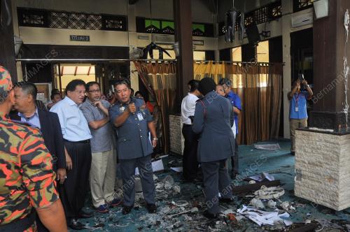 PTJ20_29102014_TERBAKAR