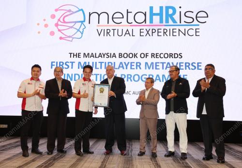 TAN SRI MOHAMAD SALIM FATEH DIN