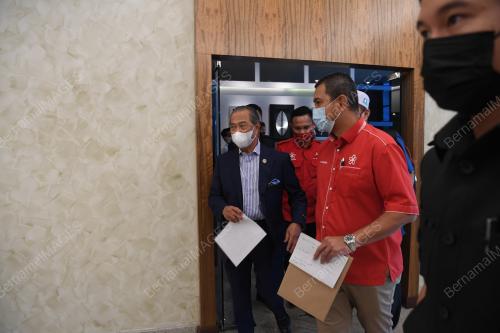 TAN SRI MUHYIDDIN YASSIN
