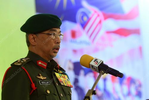 AL-SULTAN ABDULLAH RIÃ•AYATUDDIN AL-MUSTAFA BILLAH SHAH
