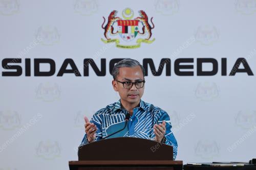FAHMI FADZIL