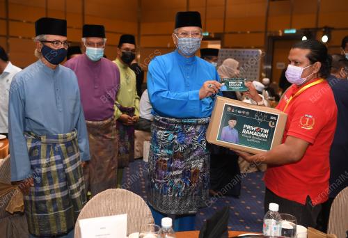 TAN SRI ANNUAR MUSA