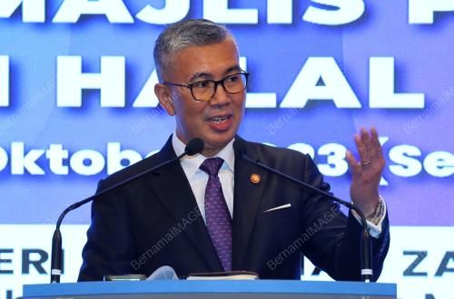 DATUK SERI TENGKU ZAFRUL TENGKU ABDUL AZIZ