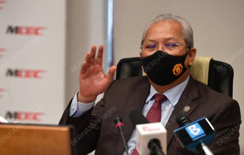 TAN SRI ANNUAR MUSA