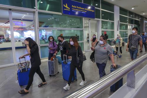 MANGSA SINDIKET PENIPUAN KERJA PULANG