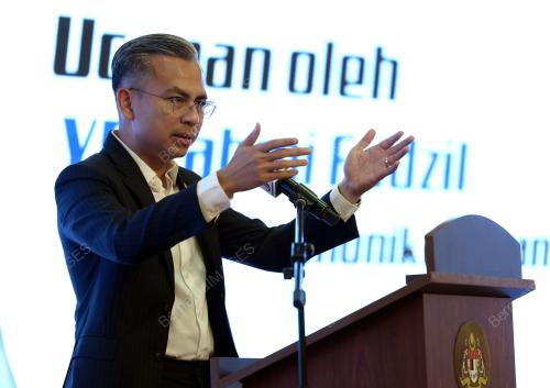 FAHMI FADZIL