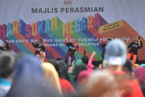 PTJ21_07102016_SENAMROBIK