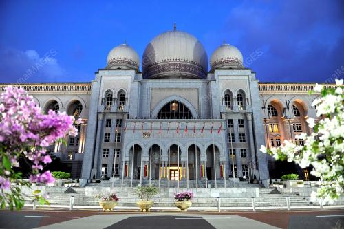 PTJ21_09022015_MAHKAMAH