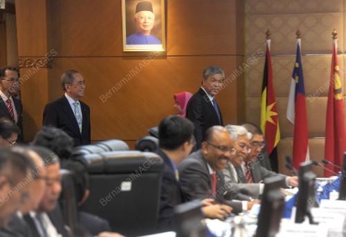 PTJ21_09082016_ZAHID_MBN