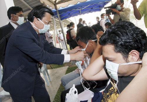 LIOW TIONG LAI