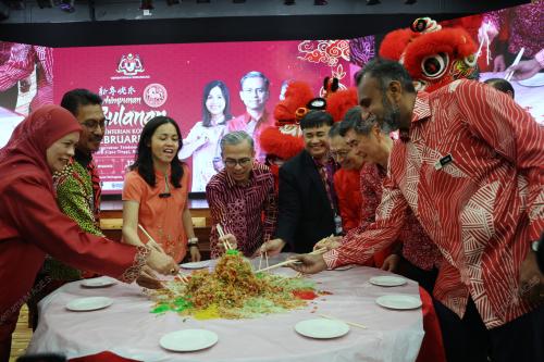 DATUK FAHMI FADZIL