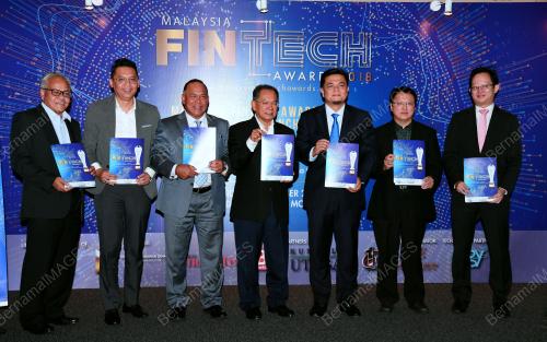 PTJ21_16102017_FINTECH