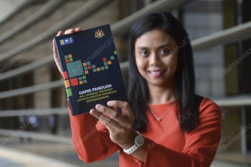 PTJ21_16122014_PM_BUKU