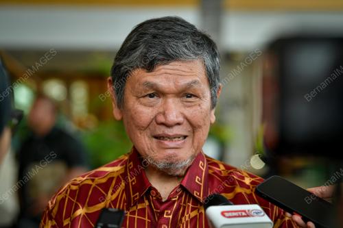 DATUK SERI IBRAHIM AHMAD