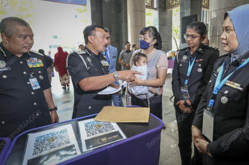 DATUK RUSLIN JUSOH
